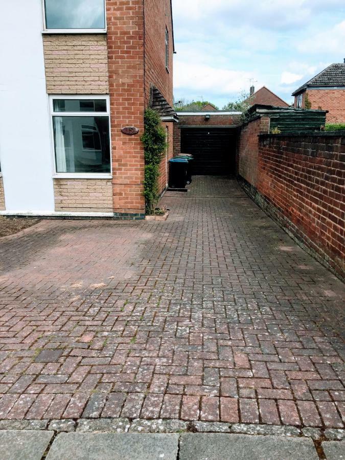 Warwick House, 5 Bedrooms, 9 Beds, Parking, Garden * Coventry